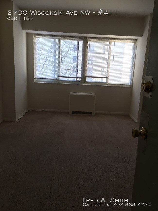 Primary Photo - 2700 Wisconsin Ave NW