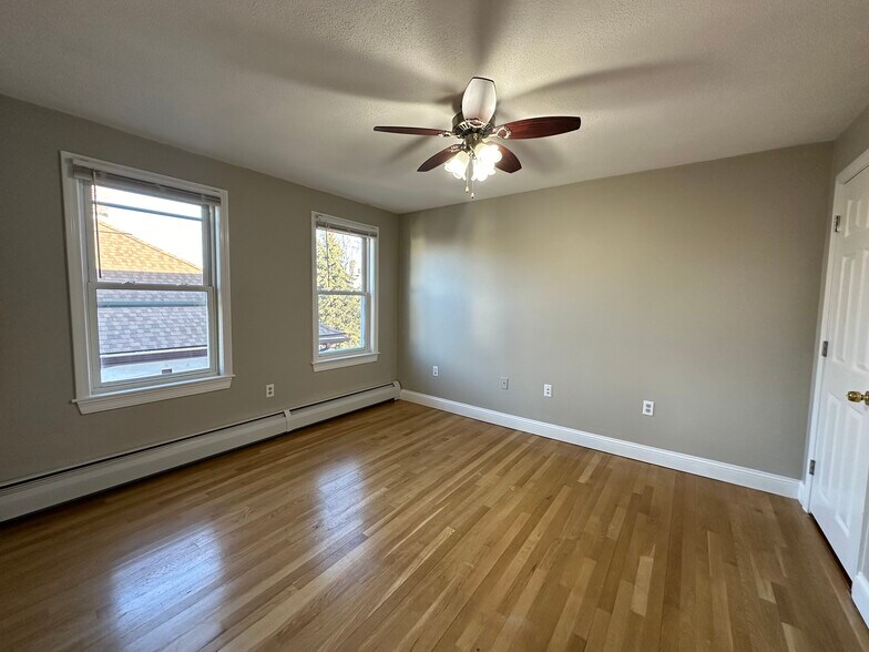 Building Photo - 76 Fremont St