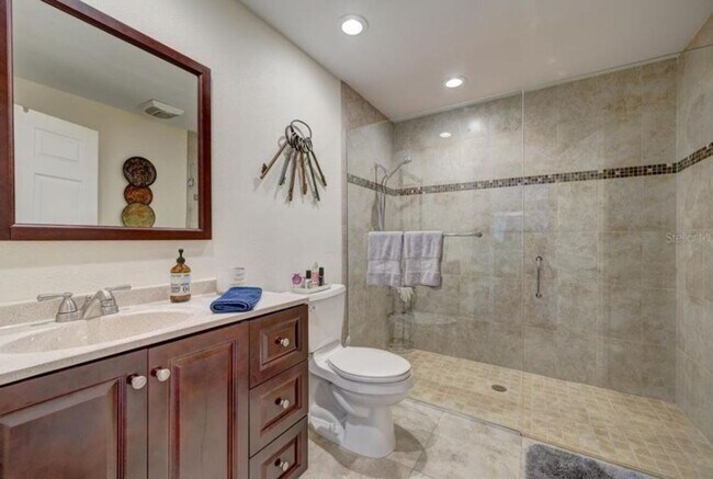 Building Photo - 3203 Stoneybrook Ln