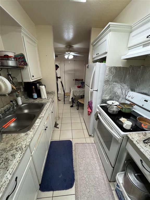 Building Photo - 6606 De Moss Dr