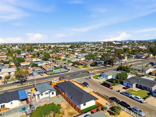 Building Photo - 702 Oaklawn Ave