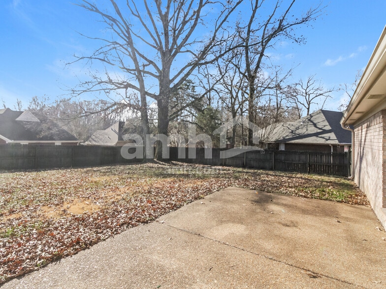 Building Photo - 95 Sweet Leaf Ln