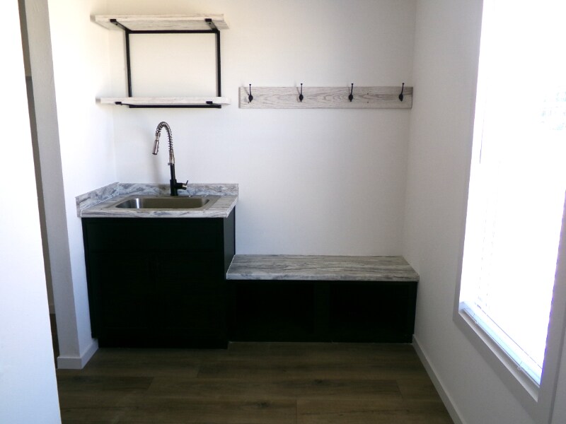 Building Photo - 432 Patriot Ln