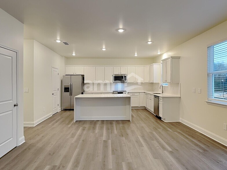 Building Photo - 3069 Ansley Place Rd