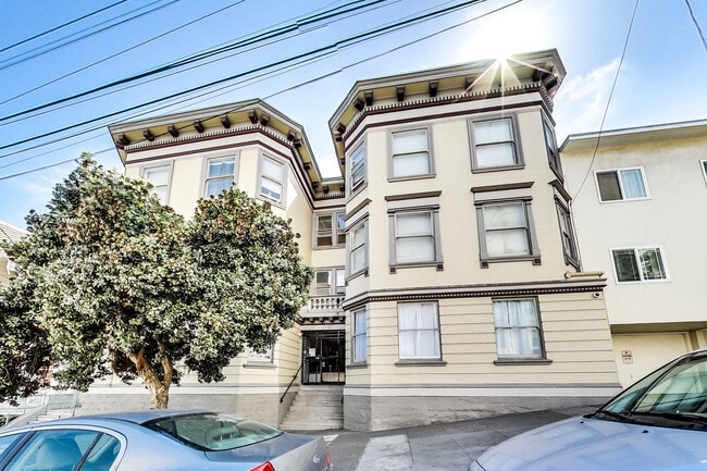 Building Photo - 2737 Sutter