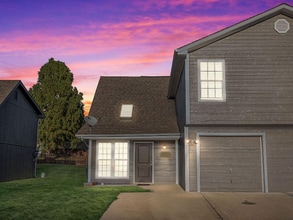 Building Photo - 1856 Kingbird Ln