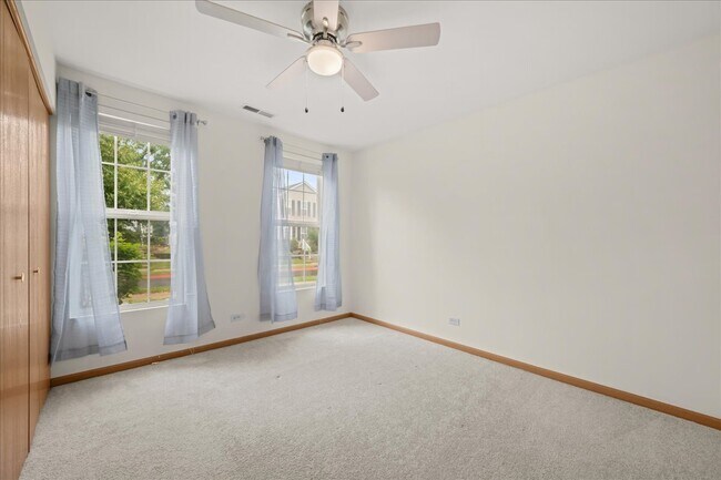 Building Photo - 1637 Linden Park Ln