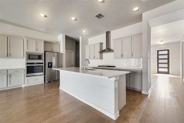 Building Photo - 253 Coyote Creek Dr