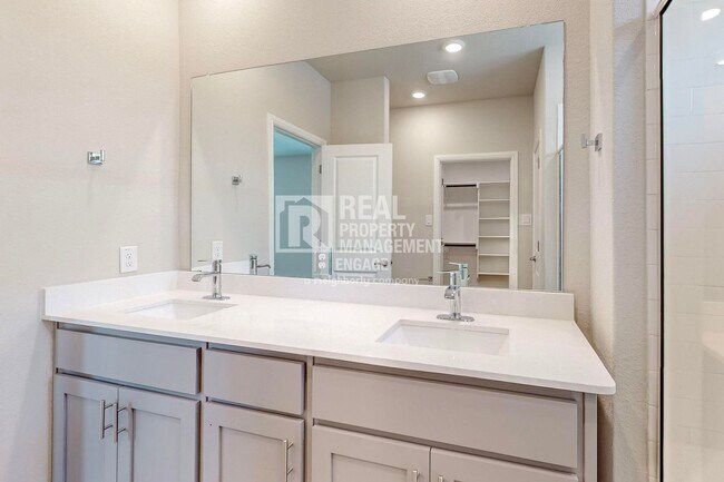 Building Photo - Gorgeous 3 Bedroom Home with Appliances Available for Rent in Haslet, TX!