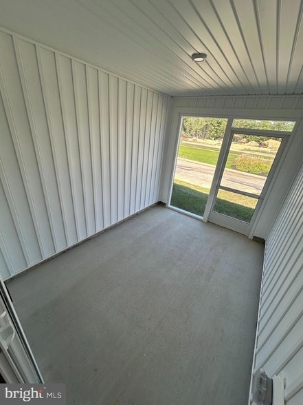 Building Photo - 23052 Wetstone Ln