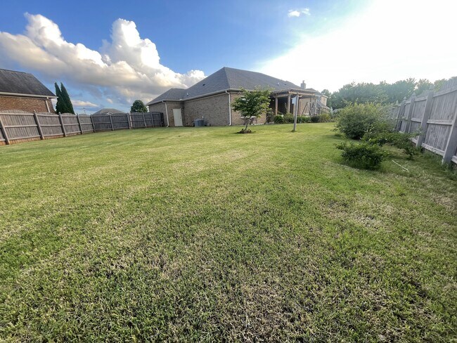 Building Photo - 107 Welbury Ct