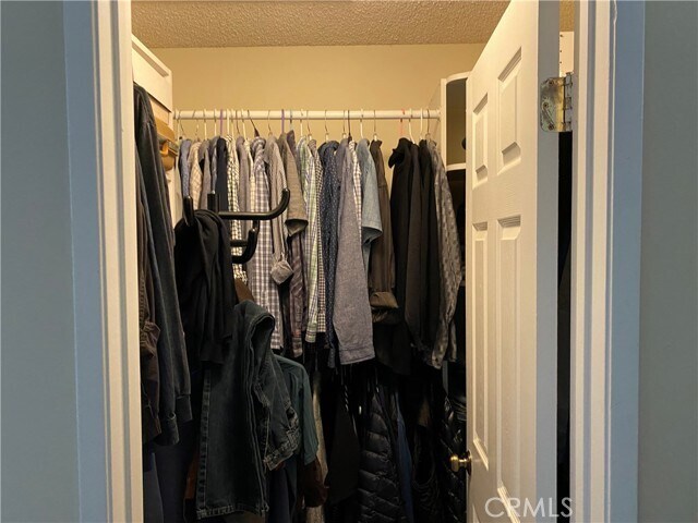 Building Photo - 840 Bridle Dr