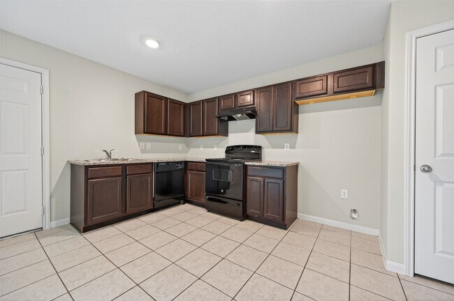 Building Photo - 14774 Bowie Ln