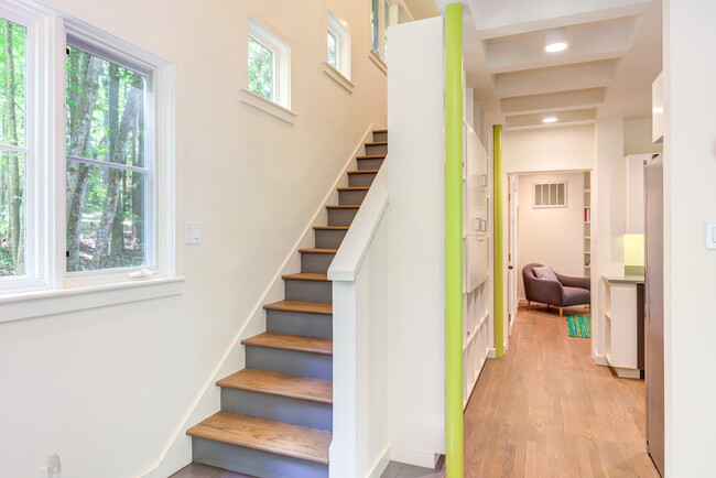 Building Photo - 4416 Arrowhead Trail