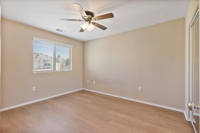 Building Photo - 14932 Isamar Ln