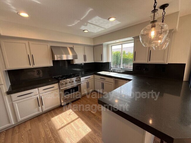 Building Photo - 69731 Willow Ln