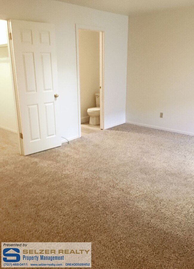 Building Photo - 1598 Padula Dr