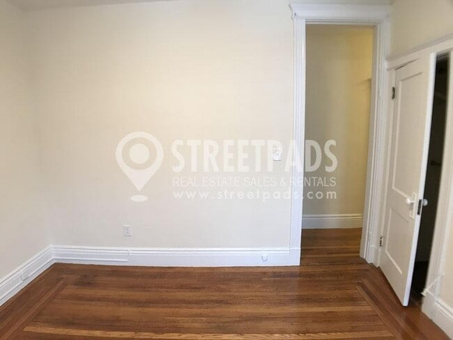 Building Photo - 1 bedroom in Boston MA 02215
