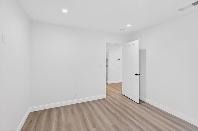 Building Photo - NEWLY RENOVATED SINGLE-STORY HOME LOCATED IN LAS VEGAS