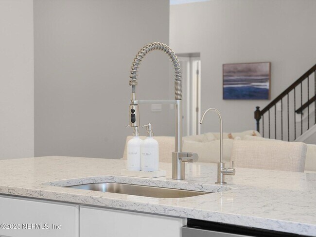 Building Photo - 75 Granite Ave