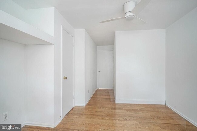 Building Photo - 1208 Webster St