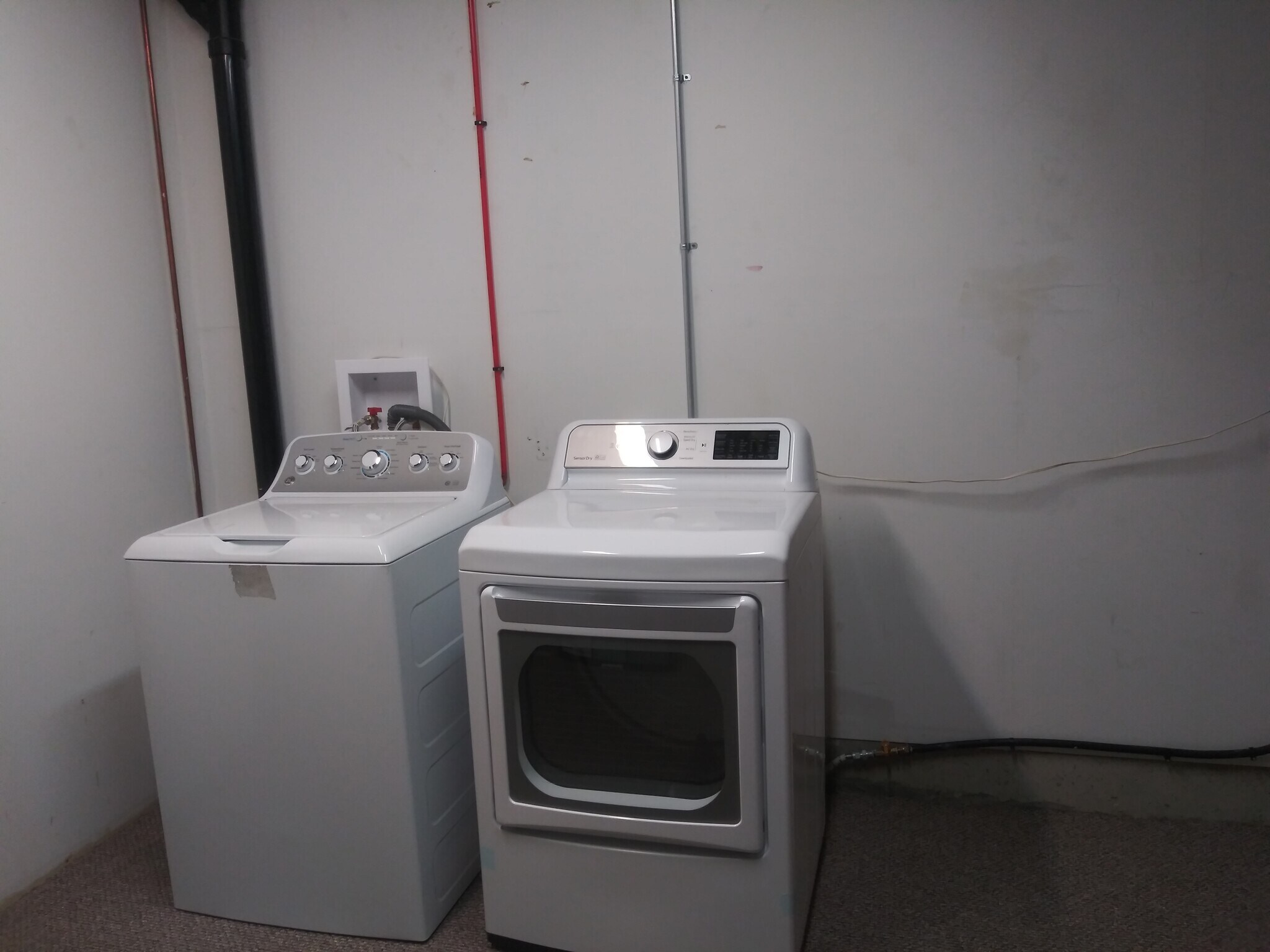 Building Photo - 8550 Waverly Rd