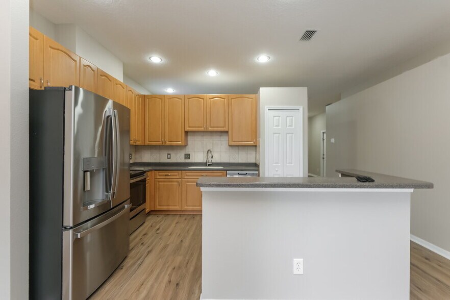 Building Photo - 12923 Terrace Springs Dr