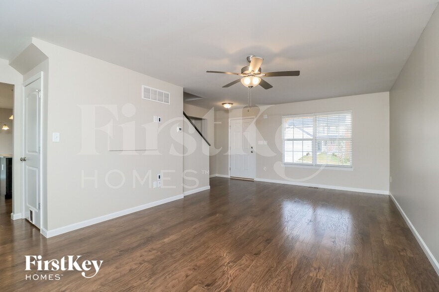 Building Photo - 2668 Winding Valley Dr