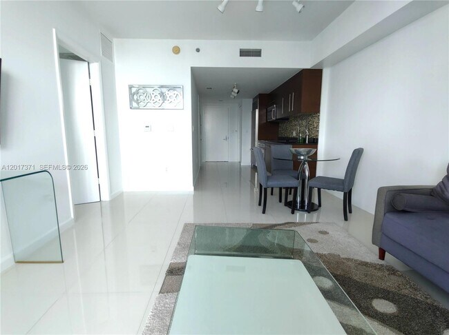 Building Photo - 465 Brickell Ave