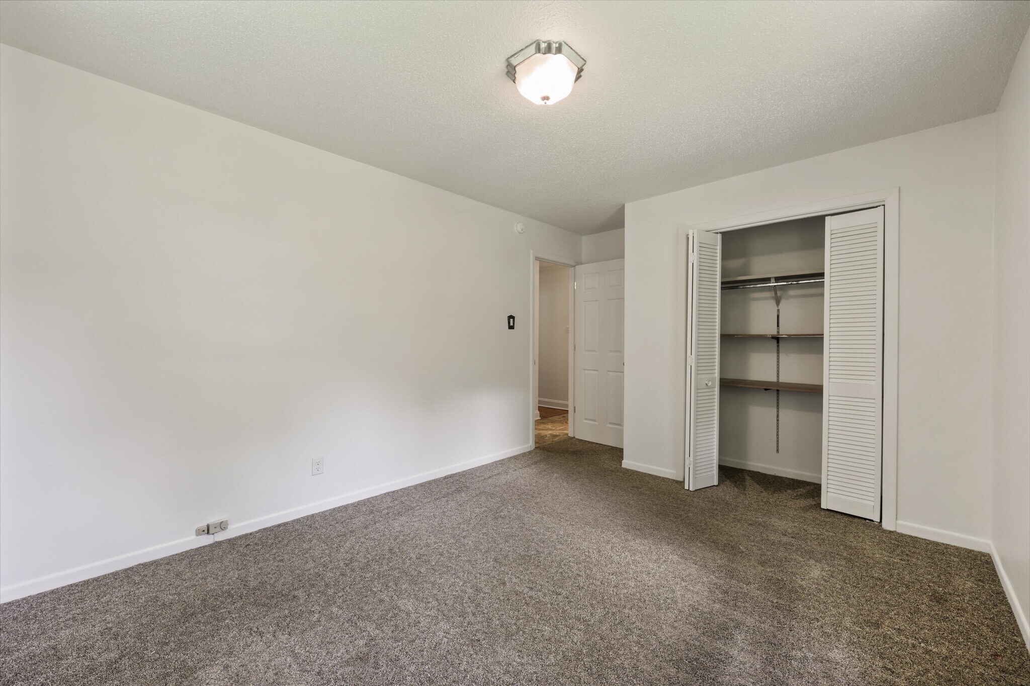 Building Photo - 1321 Wilton Ln