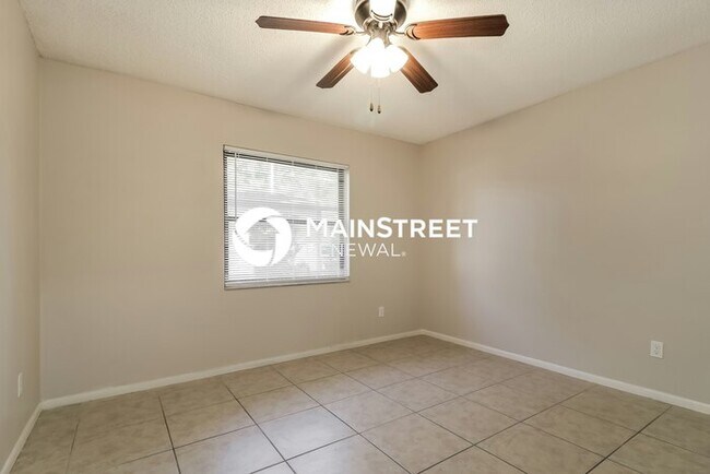 Building Photo - 3 Bedroom Pet-Friendly Home in Kissimmee, FL with Main Street Renewal
