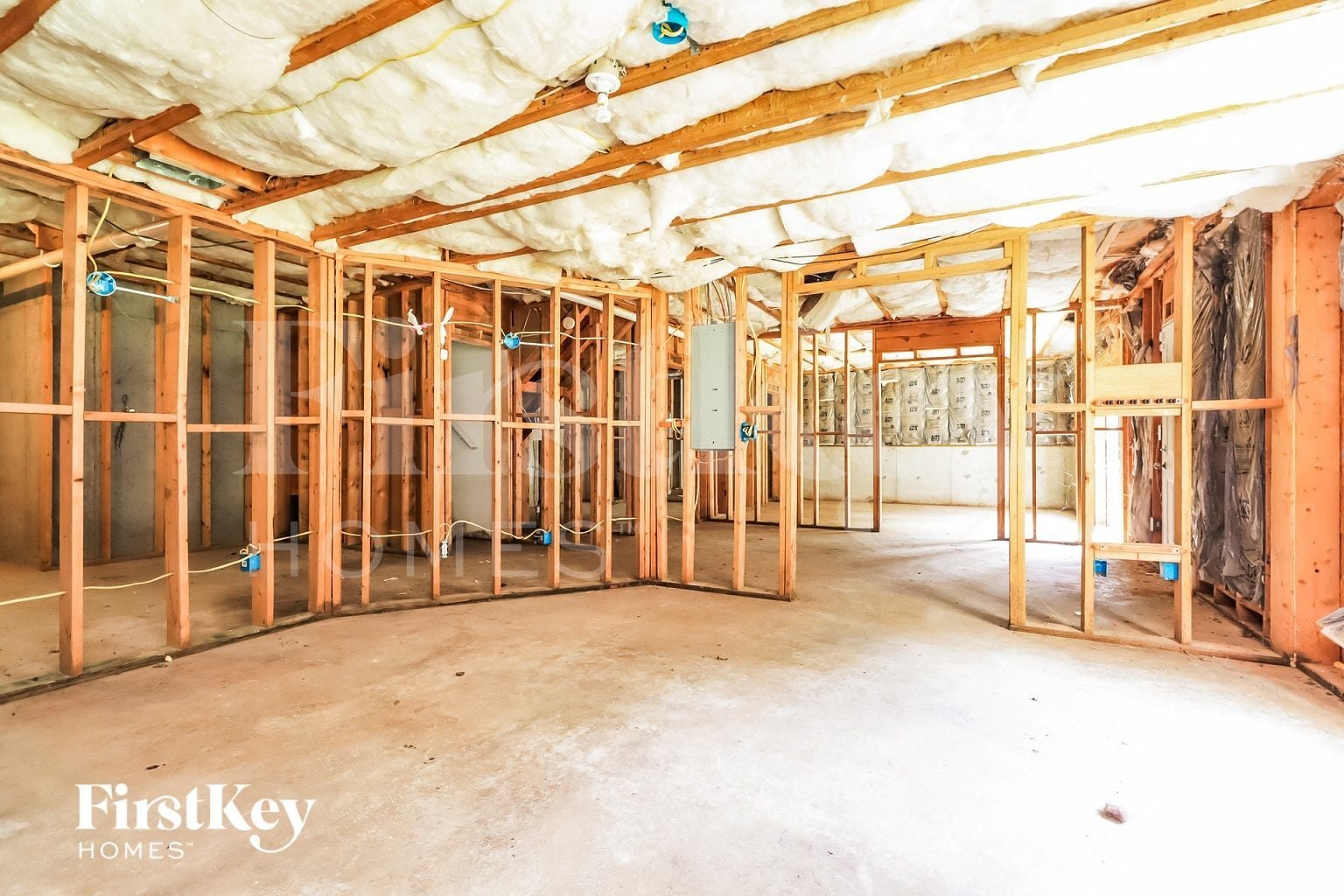 Building Photo - 592 Howell Dr