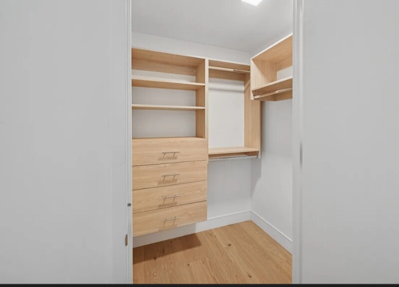 Building Photo - W. 43rd St , 9th Ave