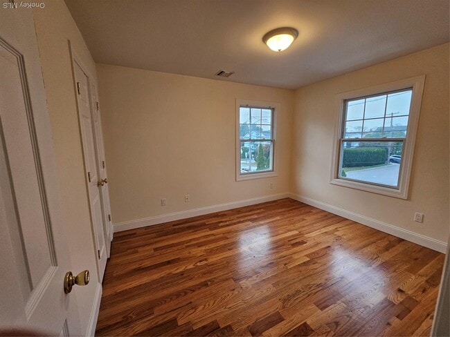 Building Photo - 11A 16th St