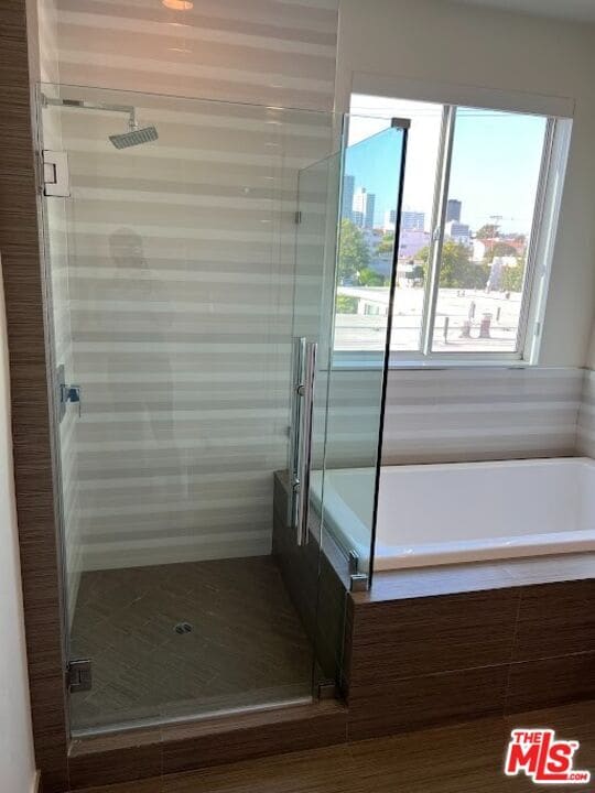 Building Photo - 1715 Armacost Ave