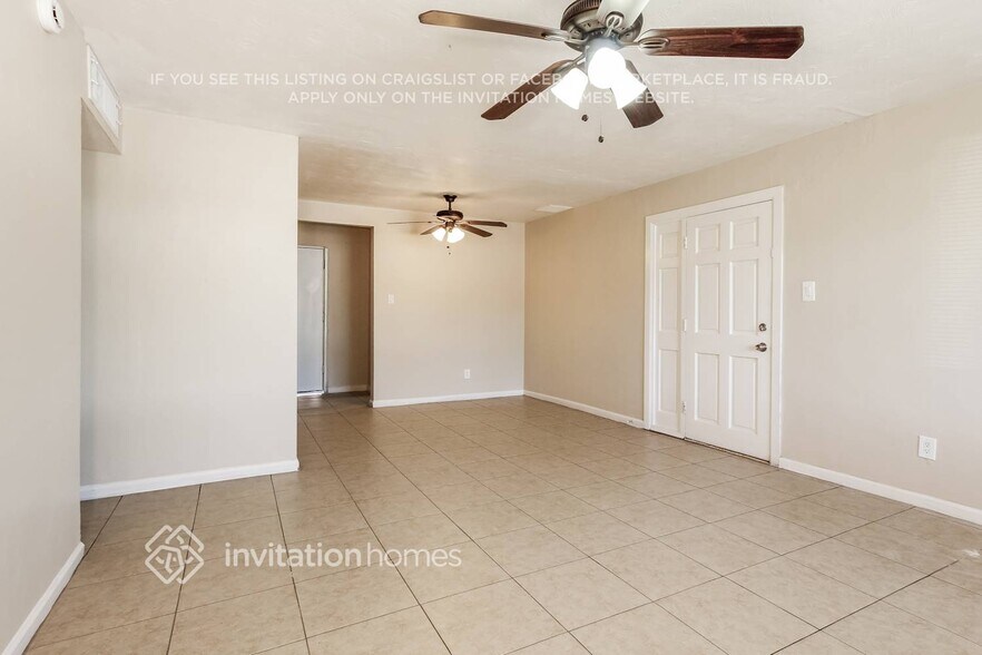 Building Photo - 3011 W Palo Verde Dr