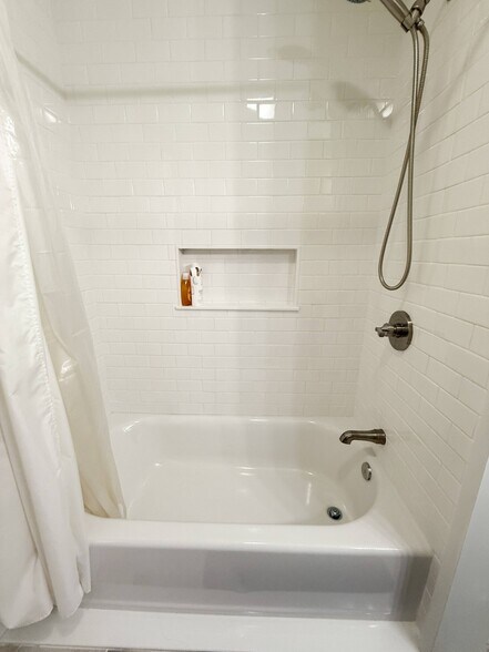 Building Photo - 273 Dorchester St