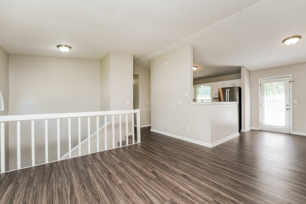 Building Photo - 2098 Drake Ct