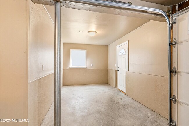 Building Photo - 179 Nottaway Ln
