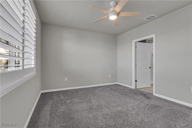 Building Photo - 44254 Frontier Dr