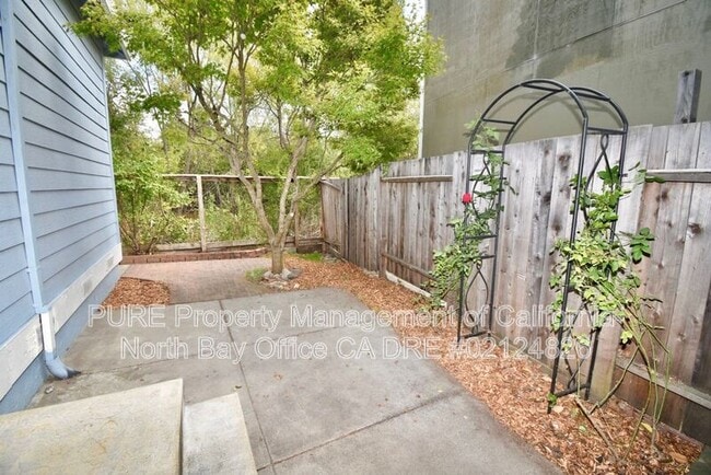 Building Photo - 7116 Marsh Way
