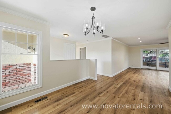 Building Photo - 40 Martinez Ct