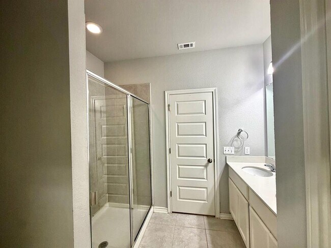 Building Photo - 312 Ancellotta Wy