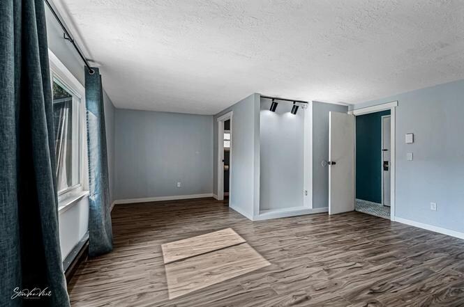 Building Photo - 1035 Diablo St