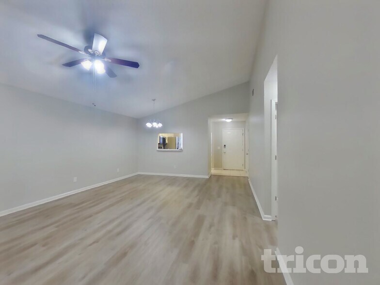 Building Photo - 12362 Mastin Cove Rd