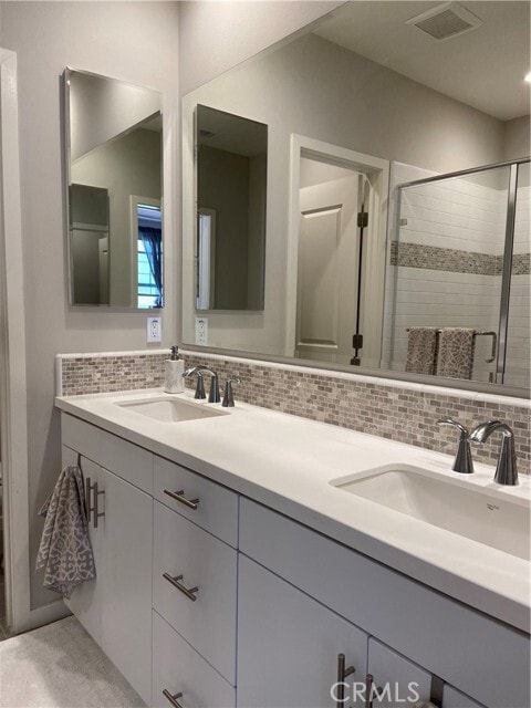 Building Photo - 141 Milky Wy