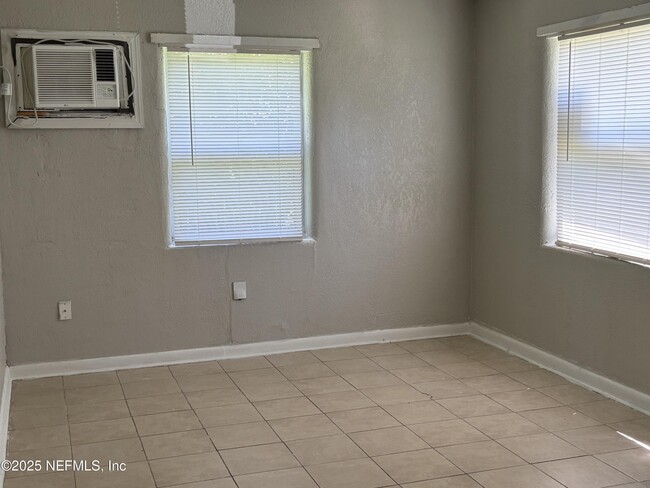 Building Photo - 5149 107th St