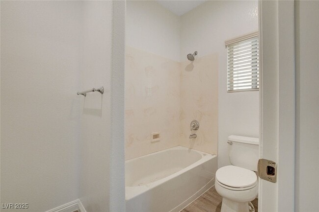 Building Photo - 1068 Riddle Glen St