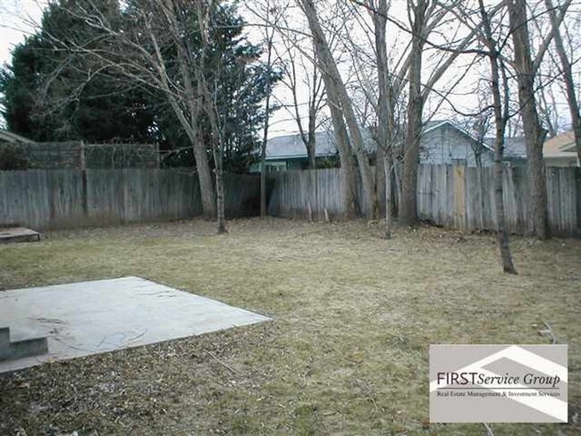 Building Photo - Large Single Family Home SE Boise!