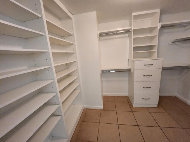 Building Photo - 20718 Blanton Brook Dr